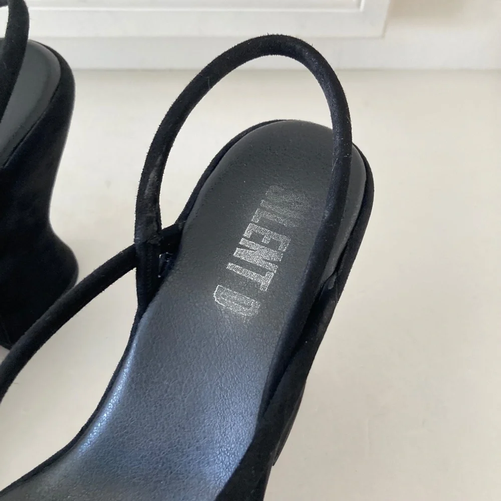 Silent D Anthropologie Star Black Suede Strappy Platform Heels Sz 37